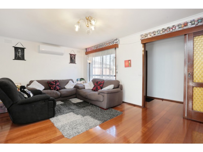 60 Casey Drive, Lalor VIC 3075