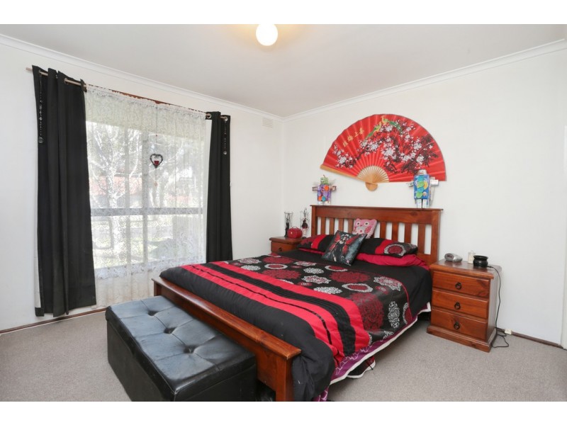 60 Casey Drive, Lalor VIC 3075