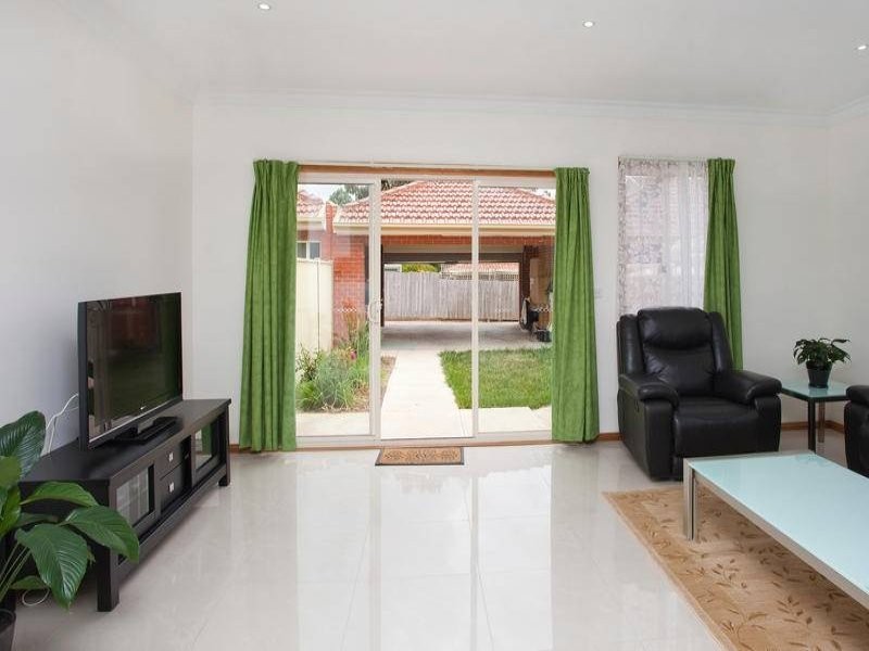 2/86 Raleigh Road, Maribyrnong VIC 3032