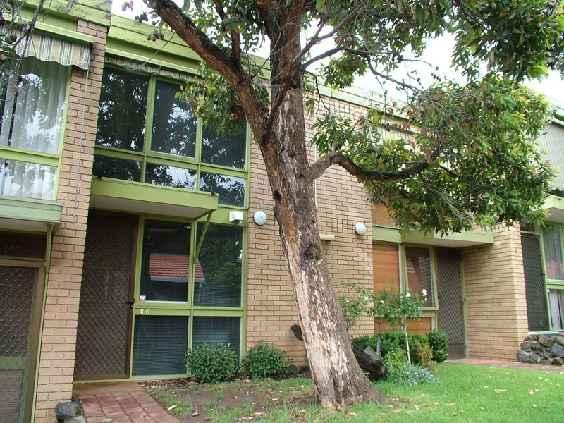 6/11 Grandview Avenue, Maribyrnong VIC 3032