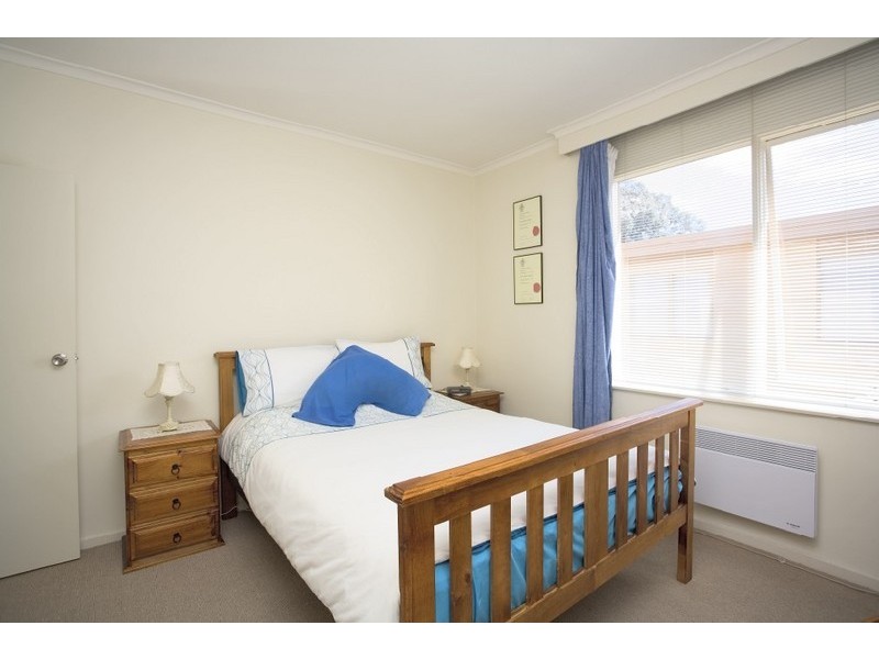 2/20 Navigator Street, Maribyrnong VIC 3032