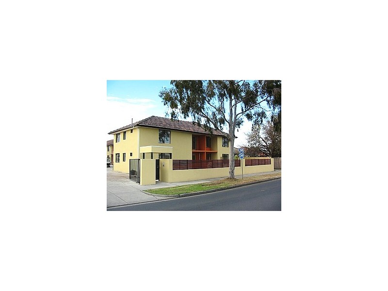 14/9 Churchill Avenue, Maidstone VIC 3012