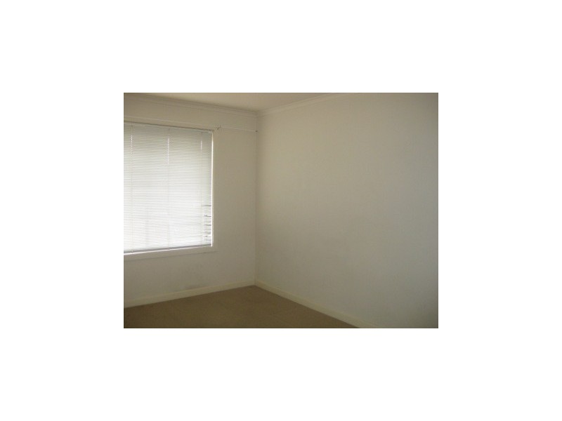 14/9 Churchill Avenue, Maidstone VIC 3012