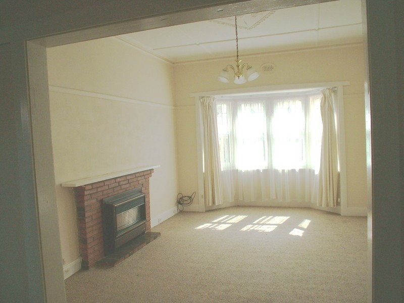 39 Sandown Road, Ascot Vale VIC 3032