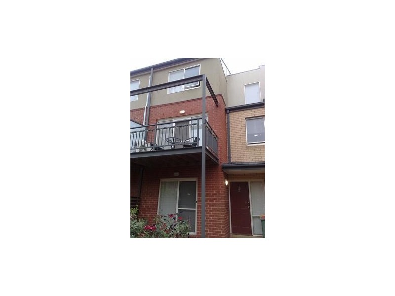 15 Rimfire Walk, Maribyrnong VIC 3032