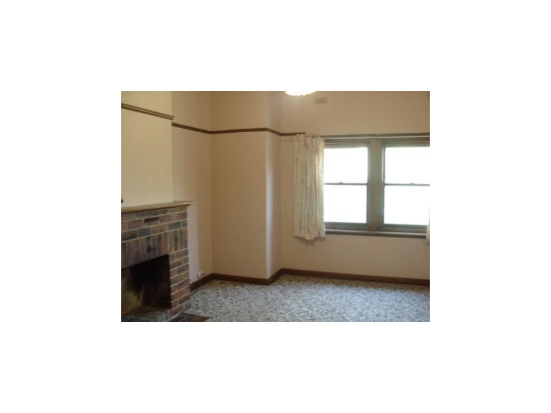 48 Roberts Street, Essendon VIC 3040