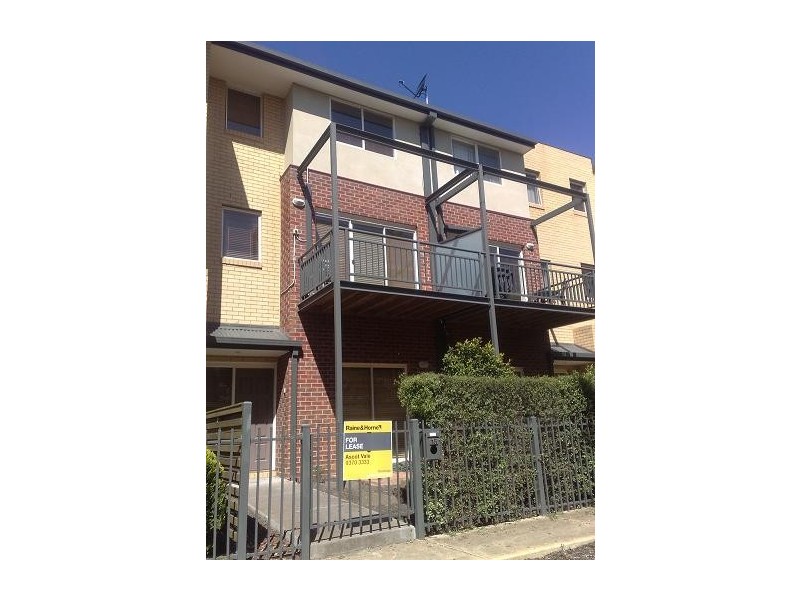 15 Cavalry Circuit, Maribyrnong VIC 3032