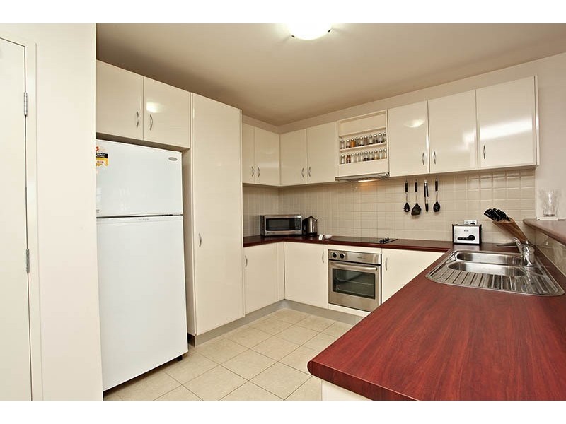 209/77 Village Way, Maribyrnong VIC 3032