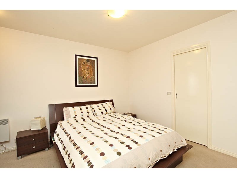 209/77 Village Way, Maribyrnong VIC 3032