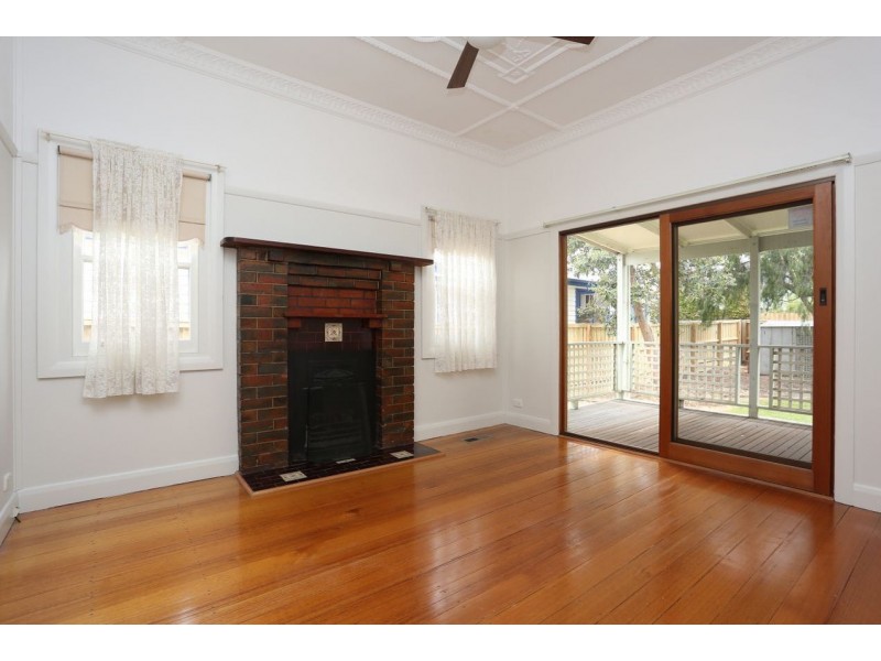 84 Clarinda Road, Moonee Ponds VIC 3039