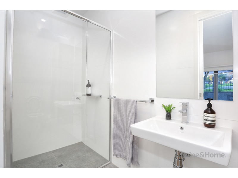 1/8 Hillside Crescent, Maribyrnong VIC 3032