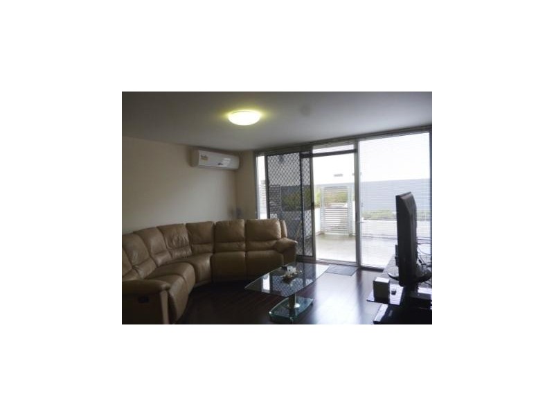 C211/60 Speakman Street, Kensington VIC 3031