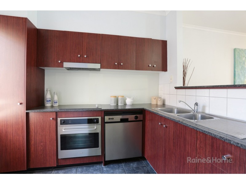 11 Rimfire Walk, Maribyrnong VIC 3032