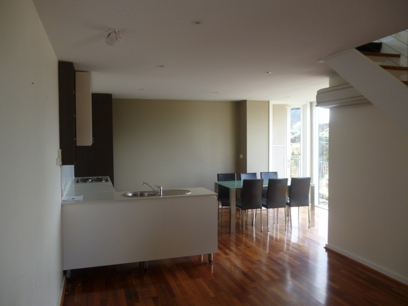 13/1 Grandview Avenue, Maribyrnong VIC 3032