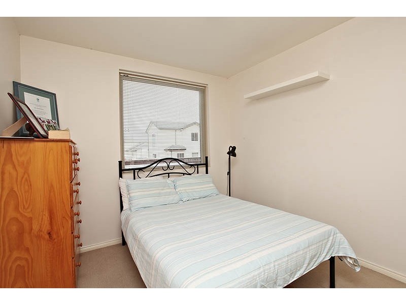 209/77 Village Way, Maribyrnong VIC 3032