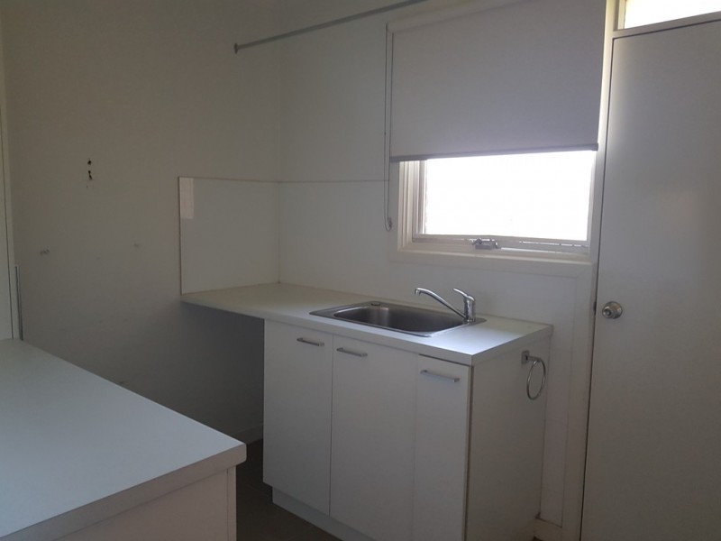 8 Patrick Court, Airport West VIC 3042