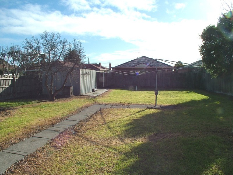 44 Pardy Street, Pascoe Vale VIC 3044