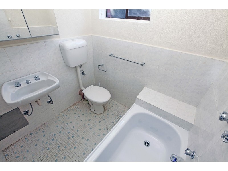 4/93  St Leonards Road, Ascot Vale VIC 3032