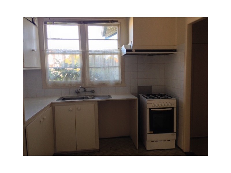 17 Arthur Street, Aberfeldie VIC 3040