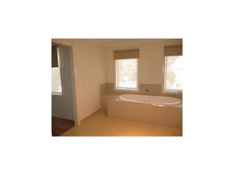 4 Primary Place, Maribyrnong VIC 3032