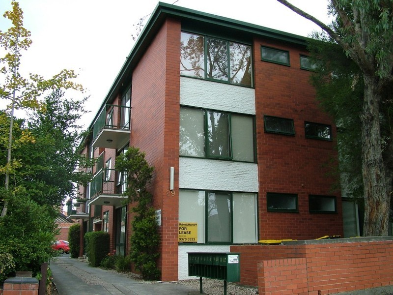 4/29  Raleigh Street, Essendon VIC 3040