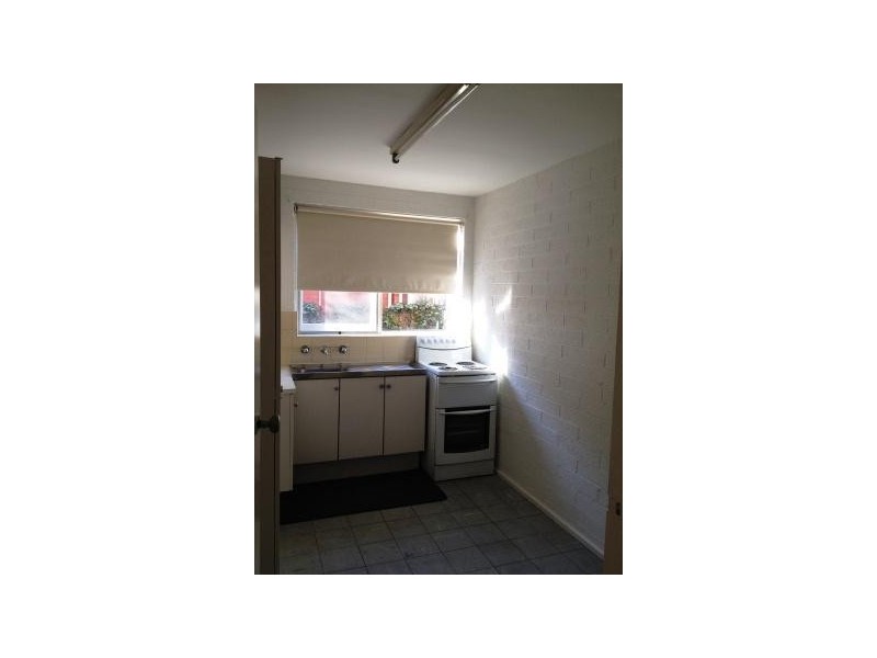 4/29  Raleigh Street, Essendon VIC 3040