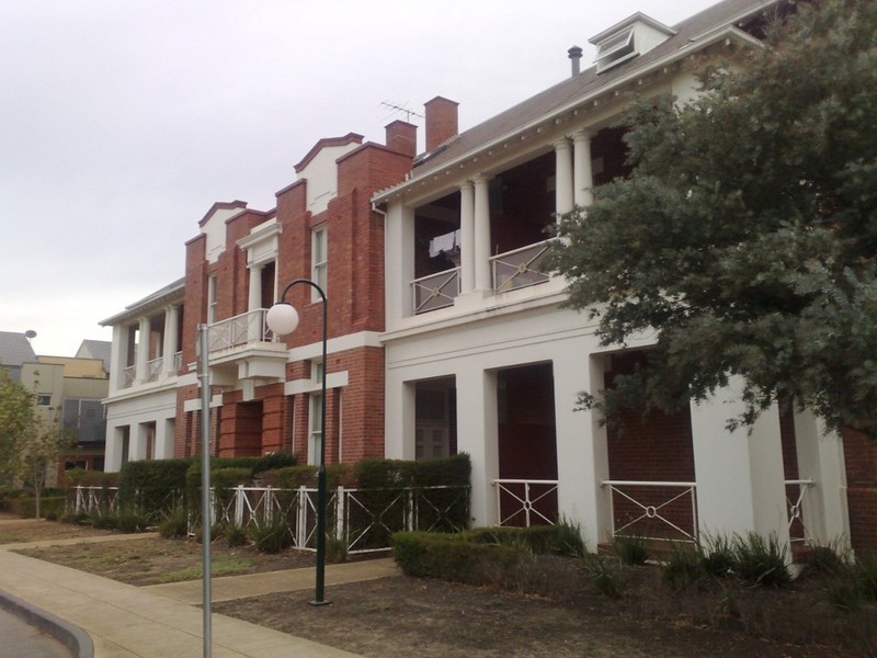 25 Gatehouse Place, Maribyrnong VIC 3032