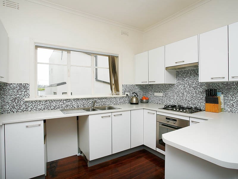 8  Warrs Road, Maribyrnong VIC 3032