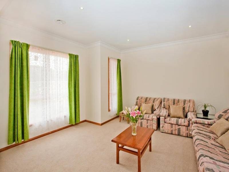 2/86  Raleigh Road, Maribyrnong VIC 3032