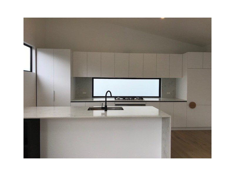 11/100 The Parade, Ascot Vale VIC 3032