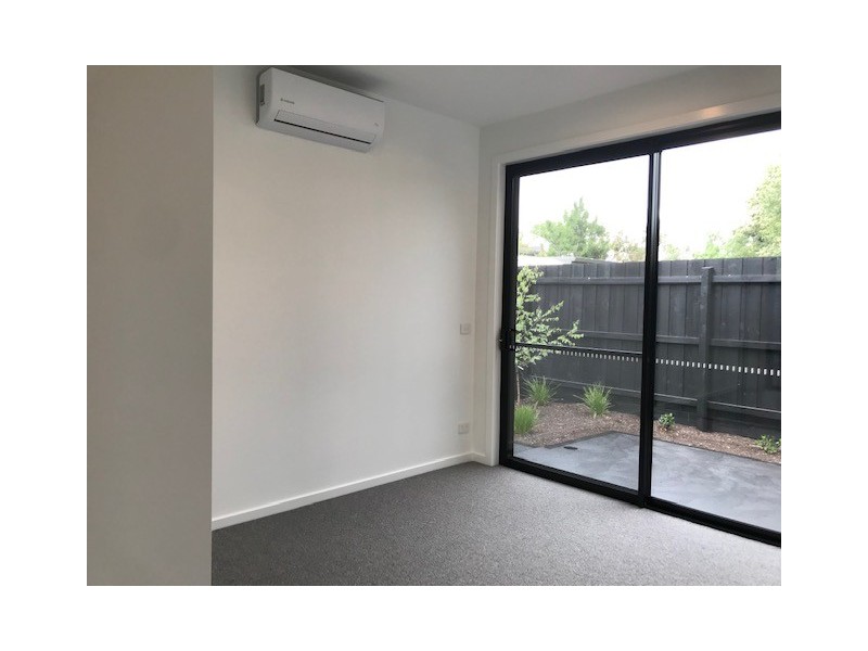 11/100 The Parade, Ascot Vale VIC 3032