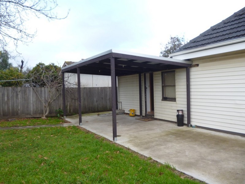 1 Chifley Drive, Maribyrnong VIC 3032