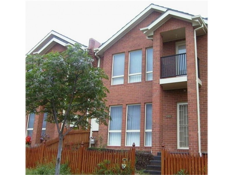 8 Wapiti Street, Maribyrnong VIC 3032