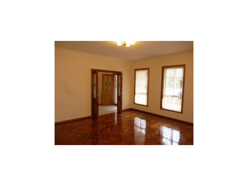 1 Summit Rise, Maribyrnong VIC 3032