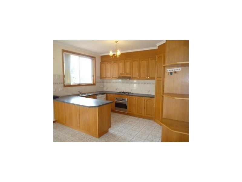 1 Summit Rise, Maribyrnong VIC 3032