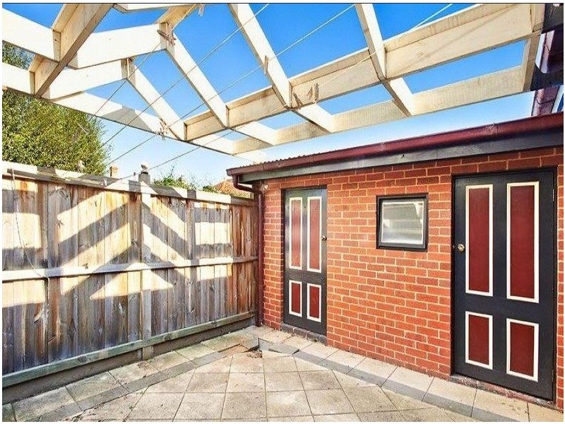 3 Newton Parade, Moonee Ponds VIC 3039