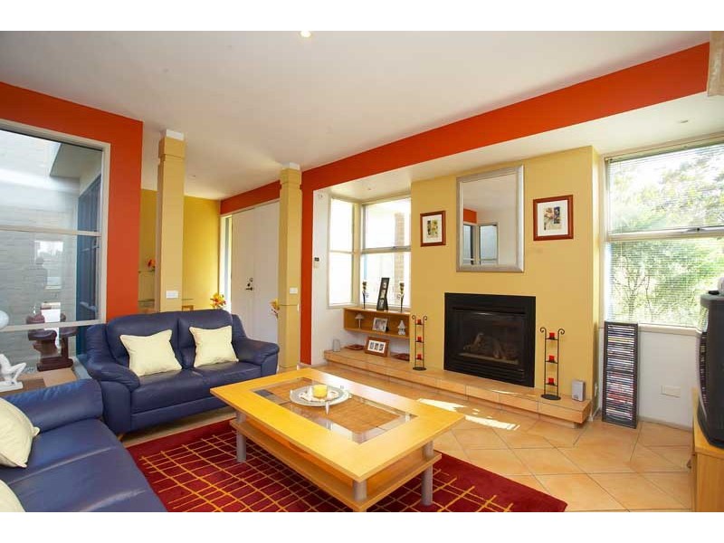 11 Frangipani Lane, Maribyrnong VIC 3032