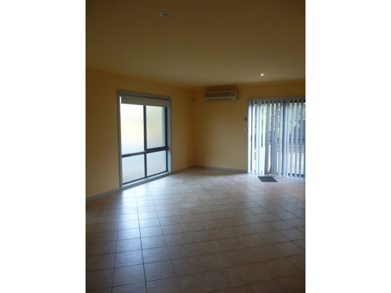 26 Tankard Street, Kensington VIC 3031