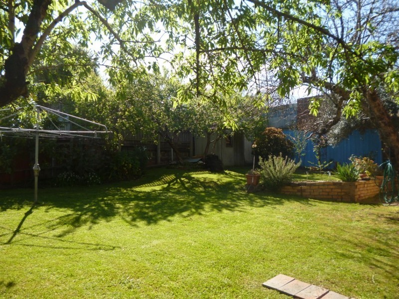18A Athol Street, Moonee Ponds VIC 3039