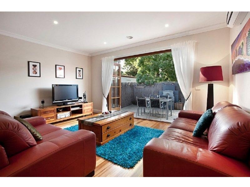 16  St Leonards Road, Ascot Vale VIC 3032