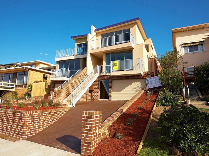 13A Hillside Crescent, Maribyrnong VIC 3032