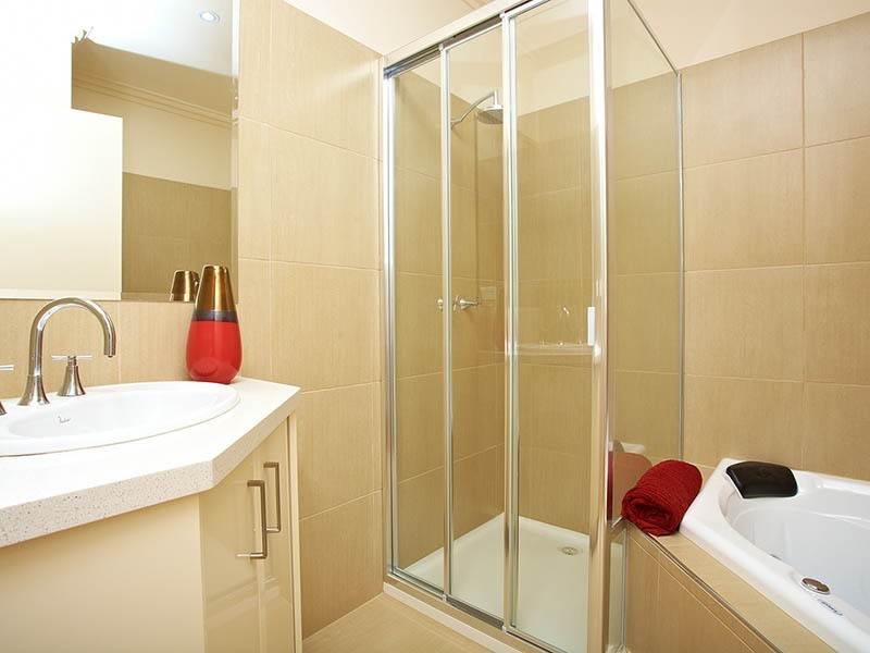 13A Hillside Crescent, Maribyrnong VIC 3032