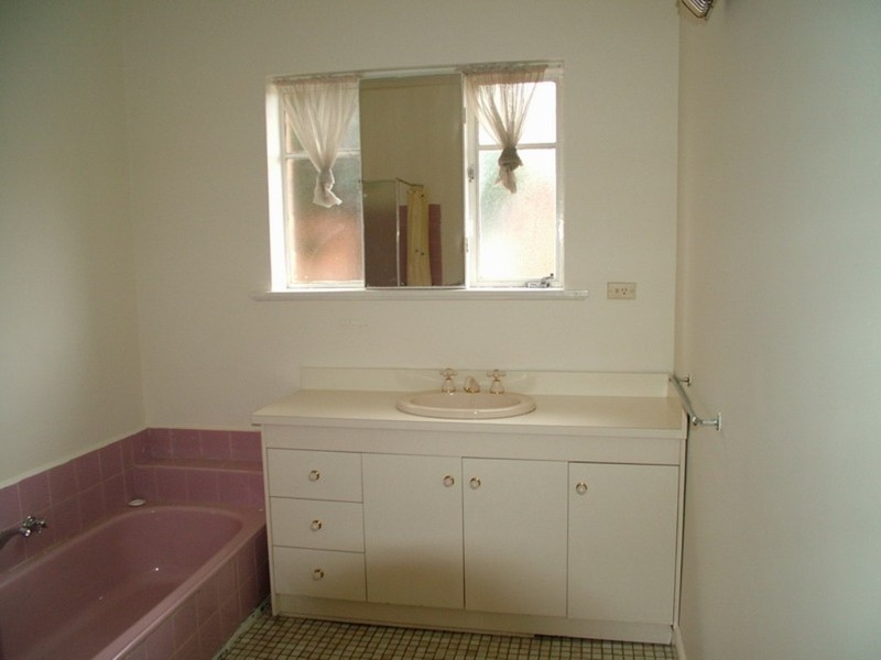 89 Canning Street, Avondale Heights VIC 3034