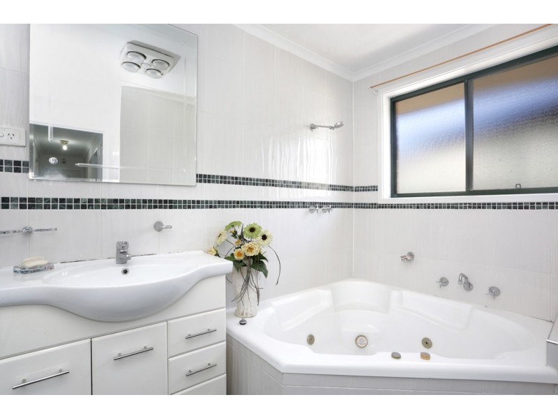 10 Simpson Court, Meadow Heights VIC 3048