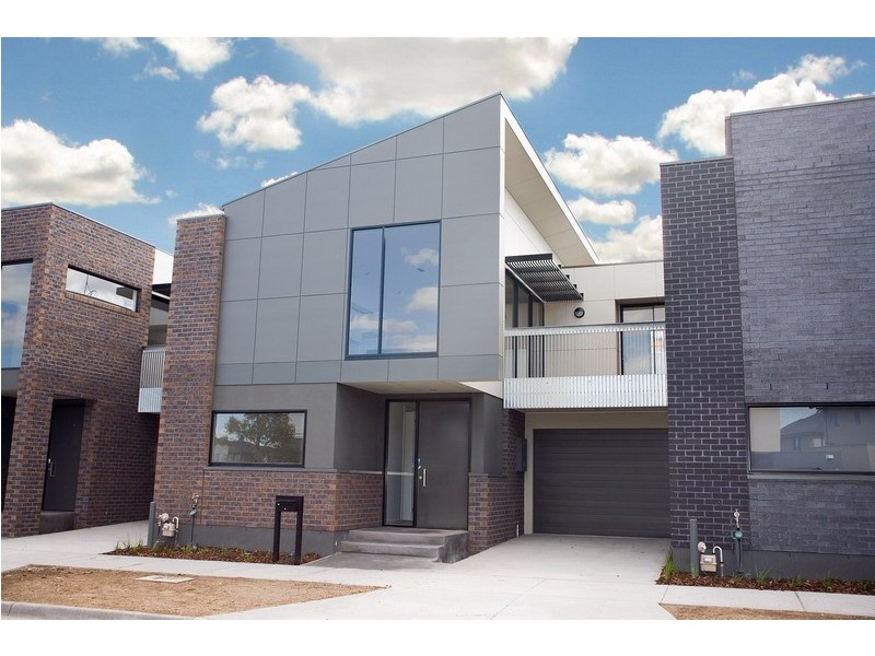 33 Hillsdale Avenue, Maribyrnong VIC 3032