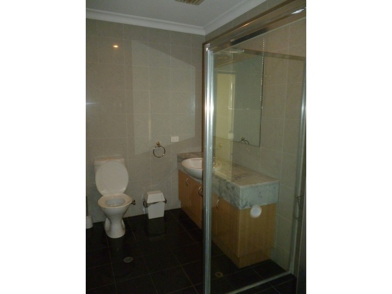 20/33 Fisher Parade, Ascot Vale VIC 3032