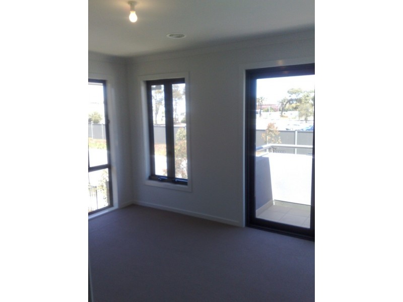 6 Ulmara Parkway, Maidstone VIC 3012