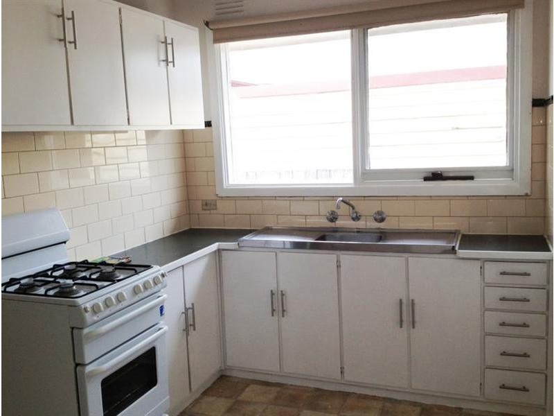 2/95  Charles Street, Ascot Vale VIC 3032