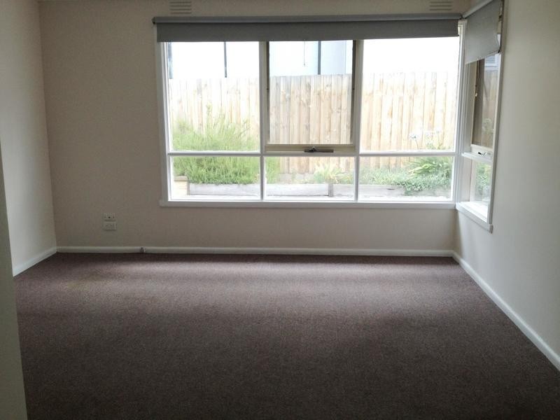 2/95  Charles Street, Ascot Vale VIC 3032