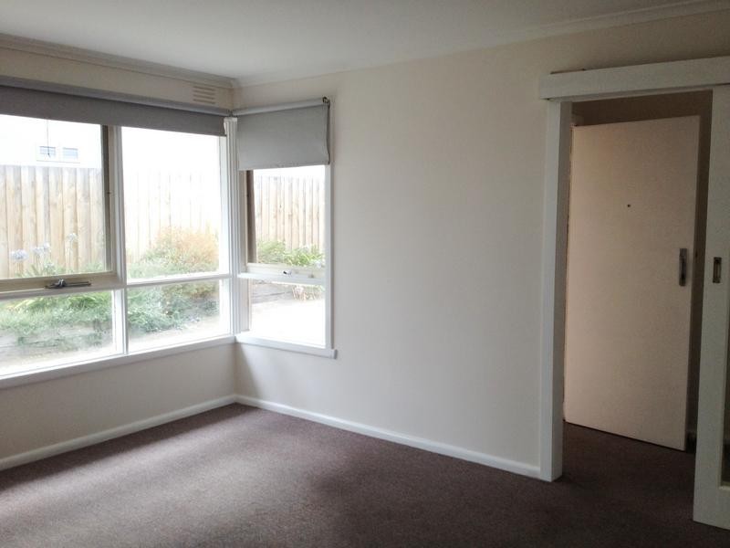 2/95  Charles Street, Ascot Vale VIC 3032